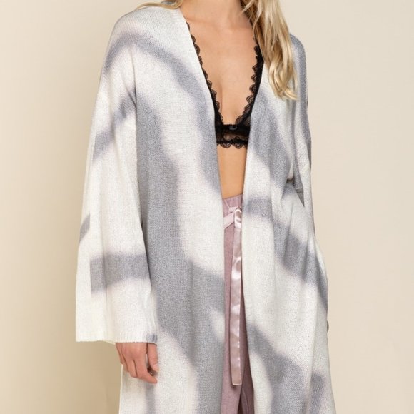 Last One!  5 ⭐️‘s!!  NWT POL Printed Hand Dipped Sweater Kimono Small - Picture 10 of 13